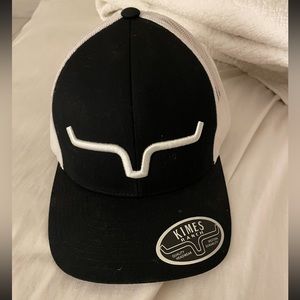 Kimes ranch weekly tucker black and white hat
